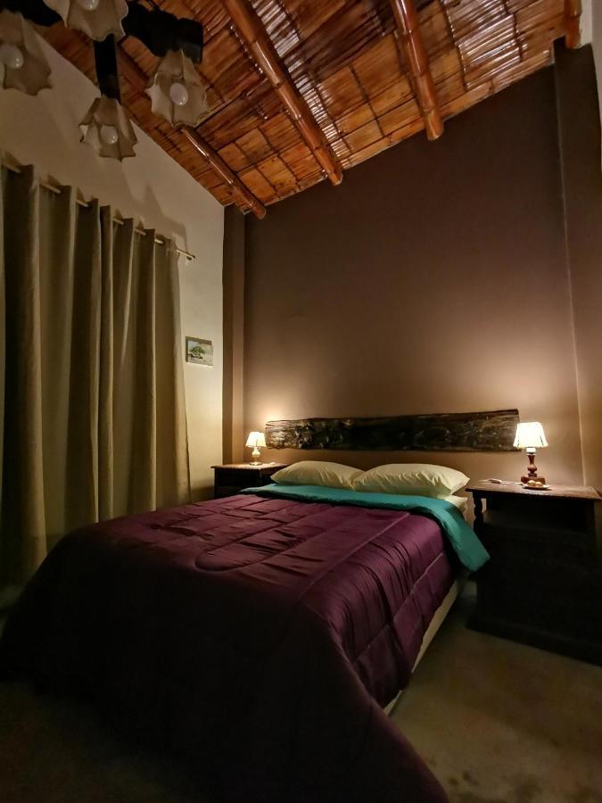 Luchy'S Country House Hostel อิกา ภายนอก รูปภาพ