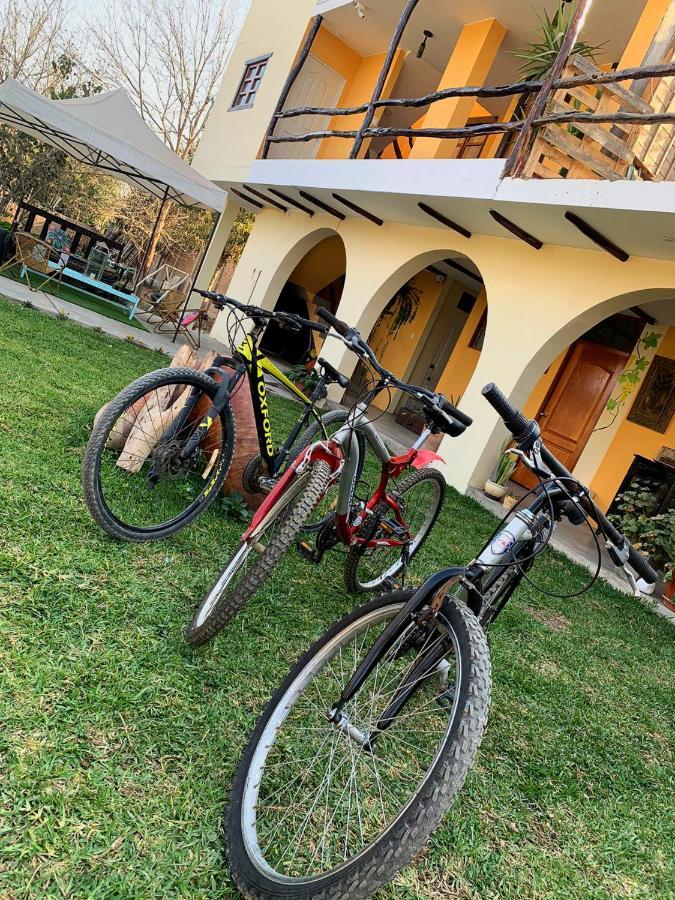 Luchy'S Country House Hostel อิกา ภายนอก รูปภาพ