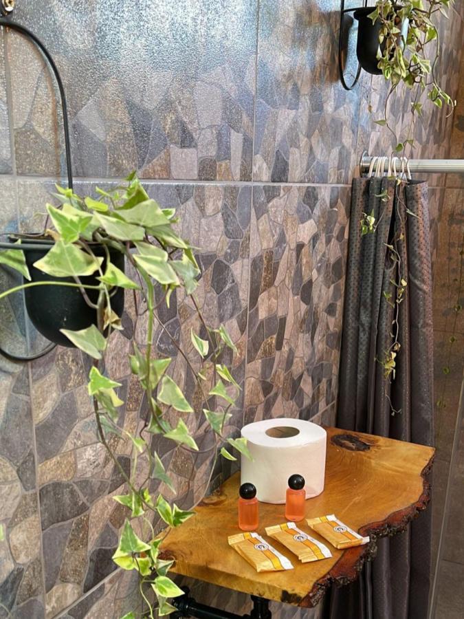 Luchy'S Country House Hostel อิกา ภายนอก รูปภาพ